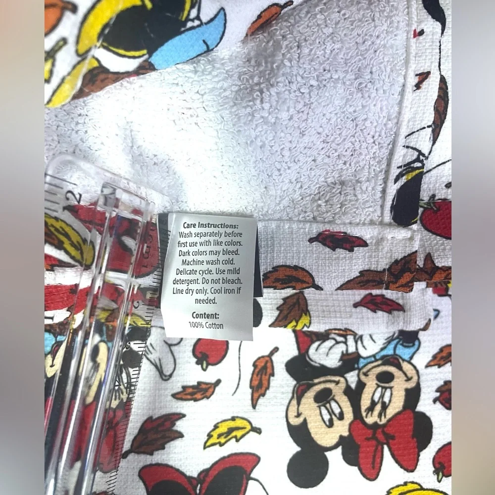 Mickey & Minnie Mouse Fall Autumn Kitchen Towel Set 2x Love Leaves Apples NWT